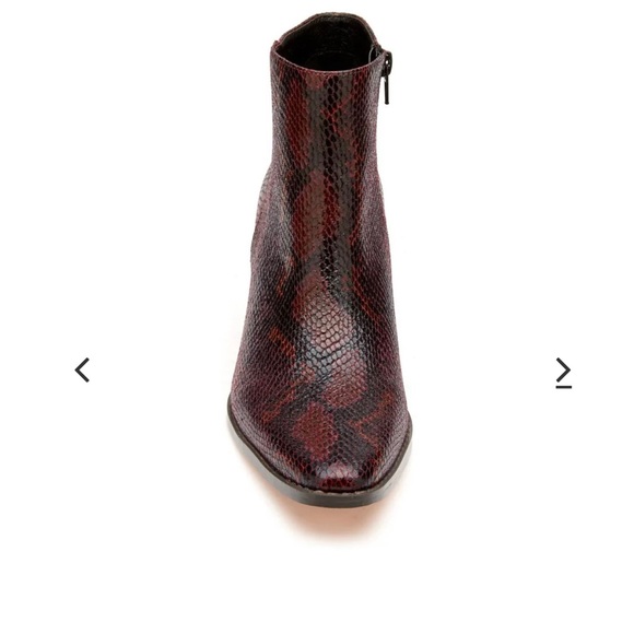 COCONUTS BY MATISSE Spade Burgundy Snakeskin Booties - Picture 12 of 15